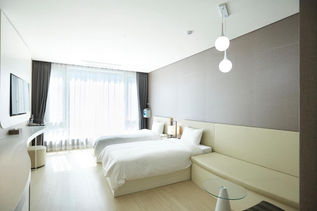 Pyeongchang The White Hotel Buitenkant foto