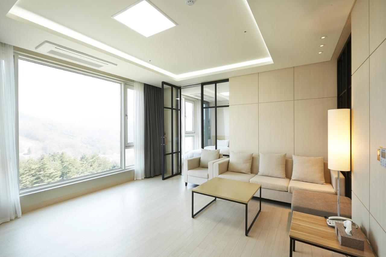 Pyeongchang The White Hotel Buitenkant foto