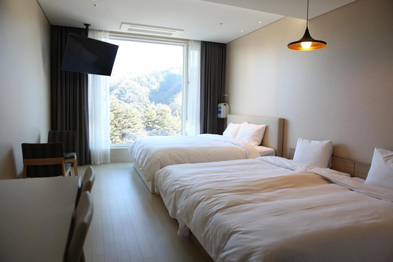 Pyeongchang The White Hotel Buitenkant foto