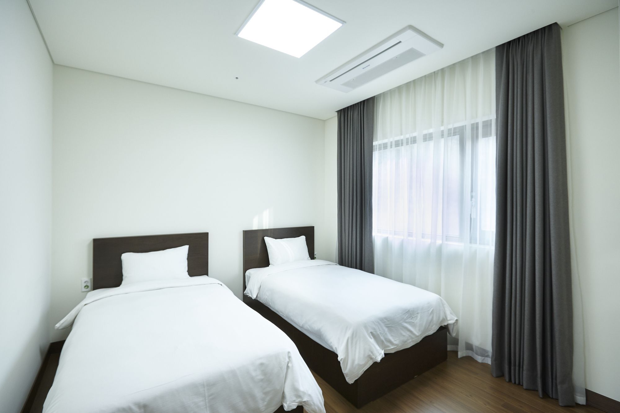 Pyeongchang The White Hotel Buitenkant foto